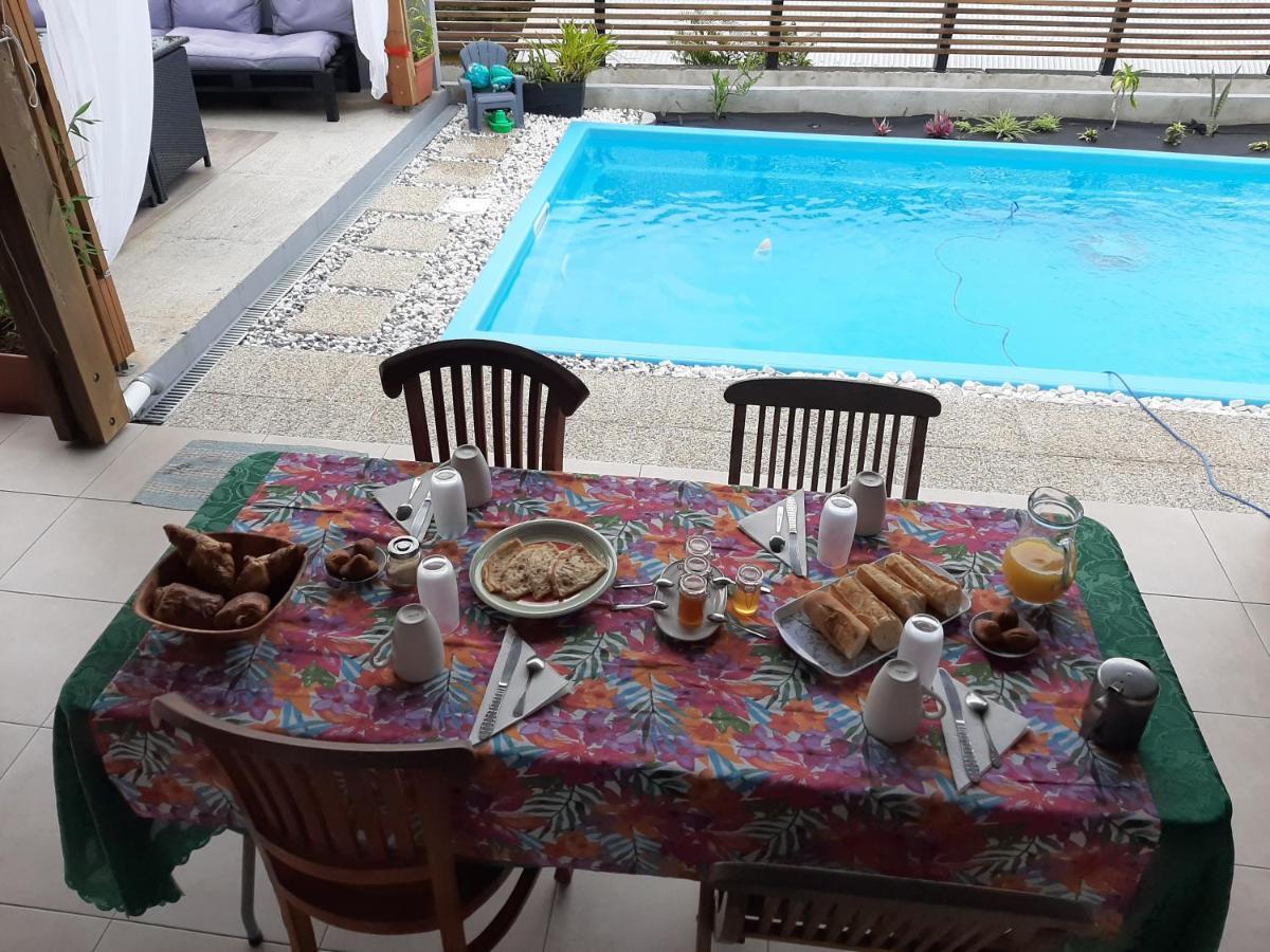 La Kazanou Bed & Breakfast Сен-Жозеф Екстериор снимка